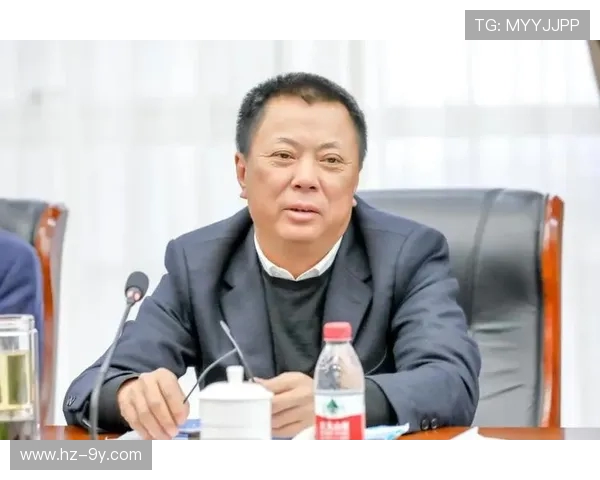 全面围绕迪卡侬足球主帅打造团队管理与战术创新发展的全探索之路